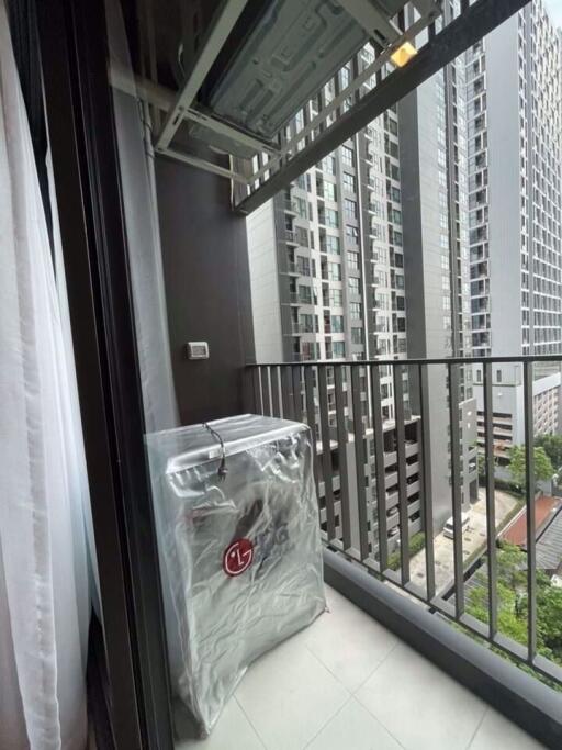 Studio bed Condo in LIFE Asoke - Rama 9 Makkasan Sub District C017310