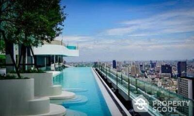 2-BR Condo at Life Asoke - Rama 9 near MRT Phra Ram 9