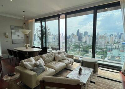 3-BR Condo at Khun By Yoo near BTS Thong Lor