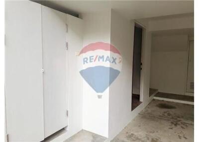 2 bed condo Freehold for sale in Choeng Mon