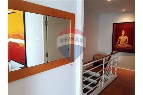 2 bed condo Freehold for sale in Choeng Mon