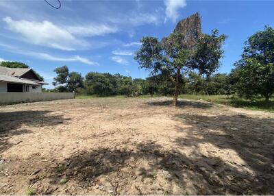 Land for sale walking distance to the beach