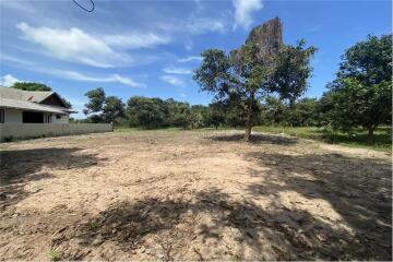 Land for sale walking distance to the beach