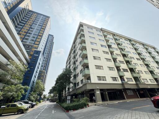 Exterior view of residential apartment buildings