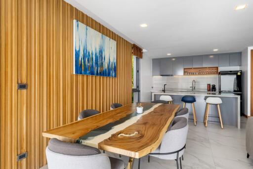 Modern kitchen with dining area