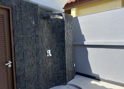 Outdoor Shower Area with Privacy Wall