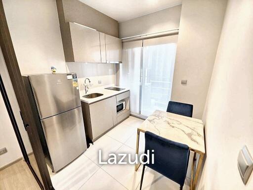 1 Bed 1 Bath 32 SQ.M LIFE Asoke - Rama 9