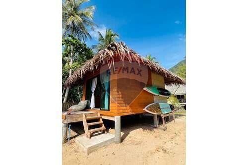 Beach front resorts for sale Kho pu