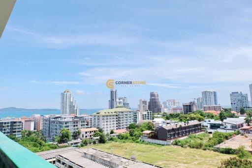 คอนโดนี้มี 1 ห้องนอน  อยู่ในโครงการ คอนโดมิเนียมชื่อ Sombat Pattaya Condotel 