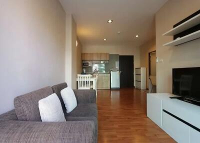 F.F. & E. 1 bedroom condo at One Plus Suan Dok