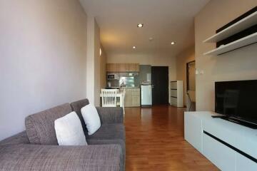 F.F. & E. 1 bedroom condo at One Plus Suan Dok