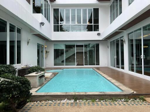 Modern Pool Villa for Rent/Sale in The City