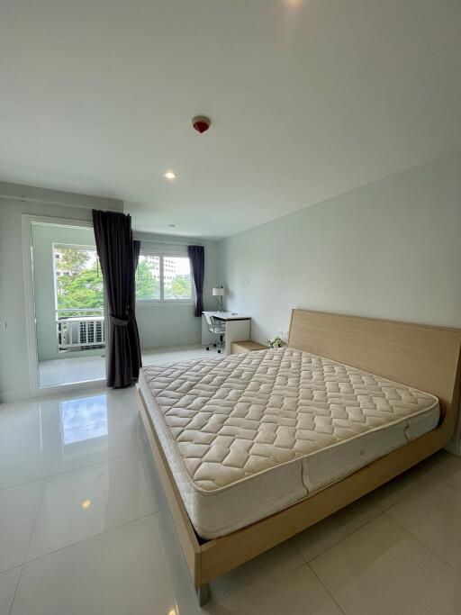 Condo for Rent at Punna Residence 5