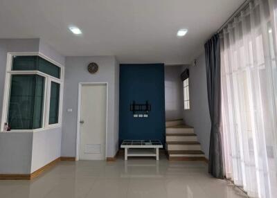 Townhouse for Sale in Prawet