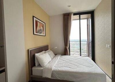 1-BR Condo at Oka Haus Sukhumvit 36 near BTS Thong Lor