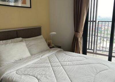 1-BR Condo at Oka Haus Sukhumvit 36 near BTS Thong Lor