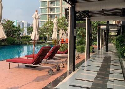 2-BR Condo at Rhythm Ratchada near MRT Ratchadaphisek