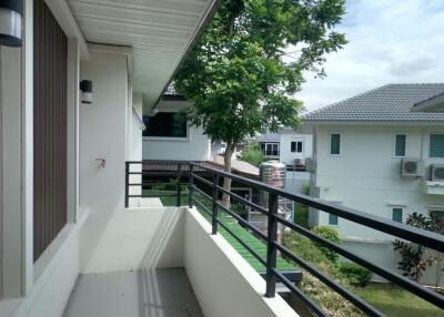 House for rent beautiful, large 4 bedroom home in a quiet area close to Airport Plaza, Muang ,Chiang Mai.