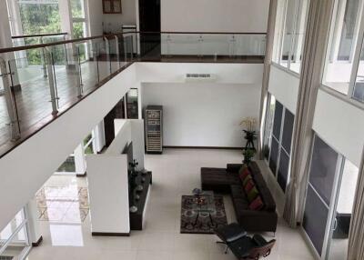 A modern house 5 bedrooms 7 bathrooms for rent or sale in Mae Rim, Chiang Mai