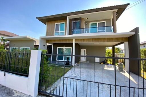 A large family home for rent or sale in Sankhampeang, Chiang Mai