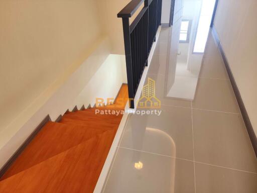 3 Bedrooms Condo in %Property.ProjectName% East Pattaya C011971