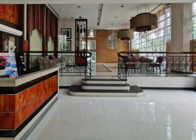 The Address Sukhumvit 42 One bedroom condo for sale and rent