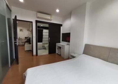 The Address Sukhumvit 42 One bedroom condo for sale and rent