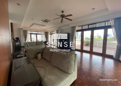 spacious penthouse 3 bed  for rent near sathorn