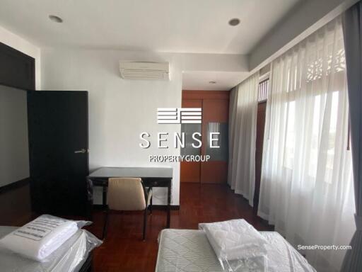 spacious penthouse 3 bed  for rent near sathorn