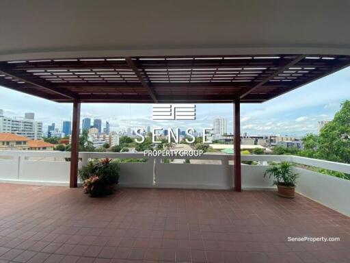 spacious penthouse 3 bed  for rent near sathorn