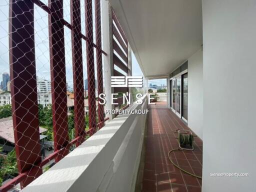 spacious penthouse 3 bed  for rent near sathorn