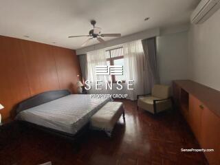 spacious penthouse 3 bed  for rent near sathorn