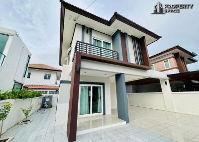 Modern 3 Bedroom House In East Pattaya For Sale