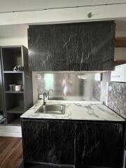 Modern kitchen with marble finish