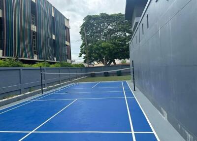 Outdoor tennis court