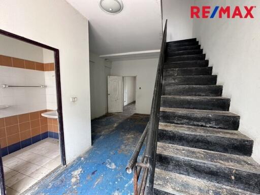 Entry hallway with staircase