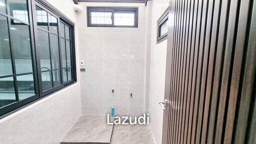 6 Bed 6 Bath 216 SQ.M Townhouse in Sukhumvit 26