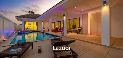 Luxurious 2 Story Pool Villa : 4 Bedrooms Plus 2 Bedroom Guest House