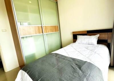 Spacious 2-bedroom Condo at Jomtien Beach