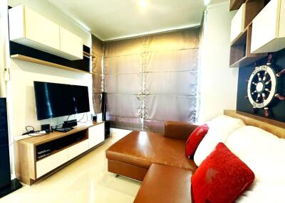 Spacious 2-bedroom Condo at Jomtien Beach