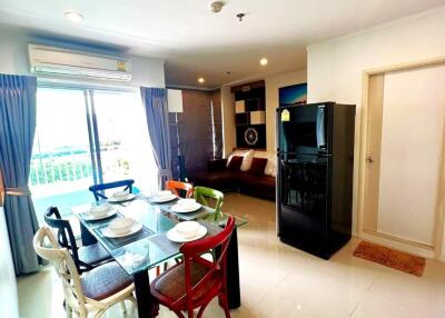 Spacious 2-bedroom Condo at Jomtien Beach