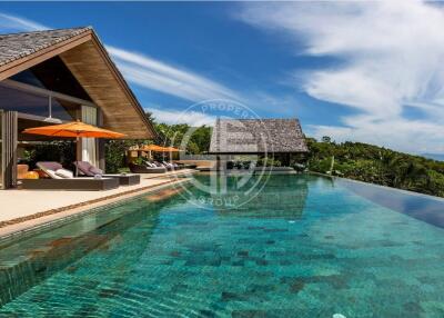 Luxurious tropical pool villa in Koh Samui