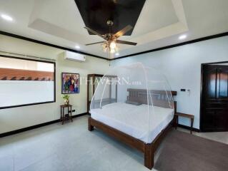 บ้าน ขาย 4 ห้องนอน 300 ตร.ม. ที่ดิน 584 m² ใน  Baan Balina 1, Pattaya