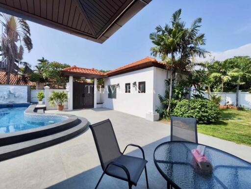 บ้าน ขาย 4 ห้องนอน 300 ตร.ม. ที่ดิน 584 m² ใน  Baan Balina 1, Pattaya
