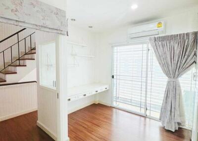 Bangkok Town House Leon Sukhumvit 62 Sukhumvit 62 BTS Bang Chak