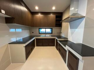 For Rent Bangkok Single House Setthasiri Krungthepkreetha Krungthepkreetha MRT Si Kritha Bang Kapi