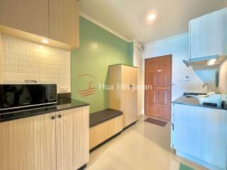 Good size studio unit at Baan Klang condominium