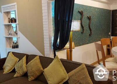 3-BR Condo at Siam Penthouse 2 Condominium near MRT Lumphini