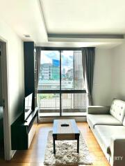 1-BR Condo at Focus Ploenchit near BTS Nana