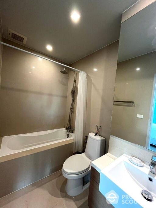 1-BR Condo at Noble Refine Prompong near BTS Phrom Phong